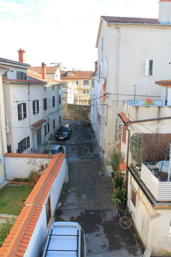 Guest House Via Flavia Koper Exterior foto
